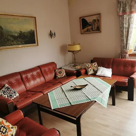 Vintage Apartment *
